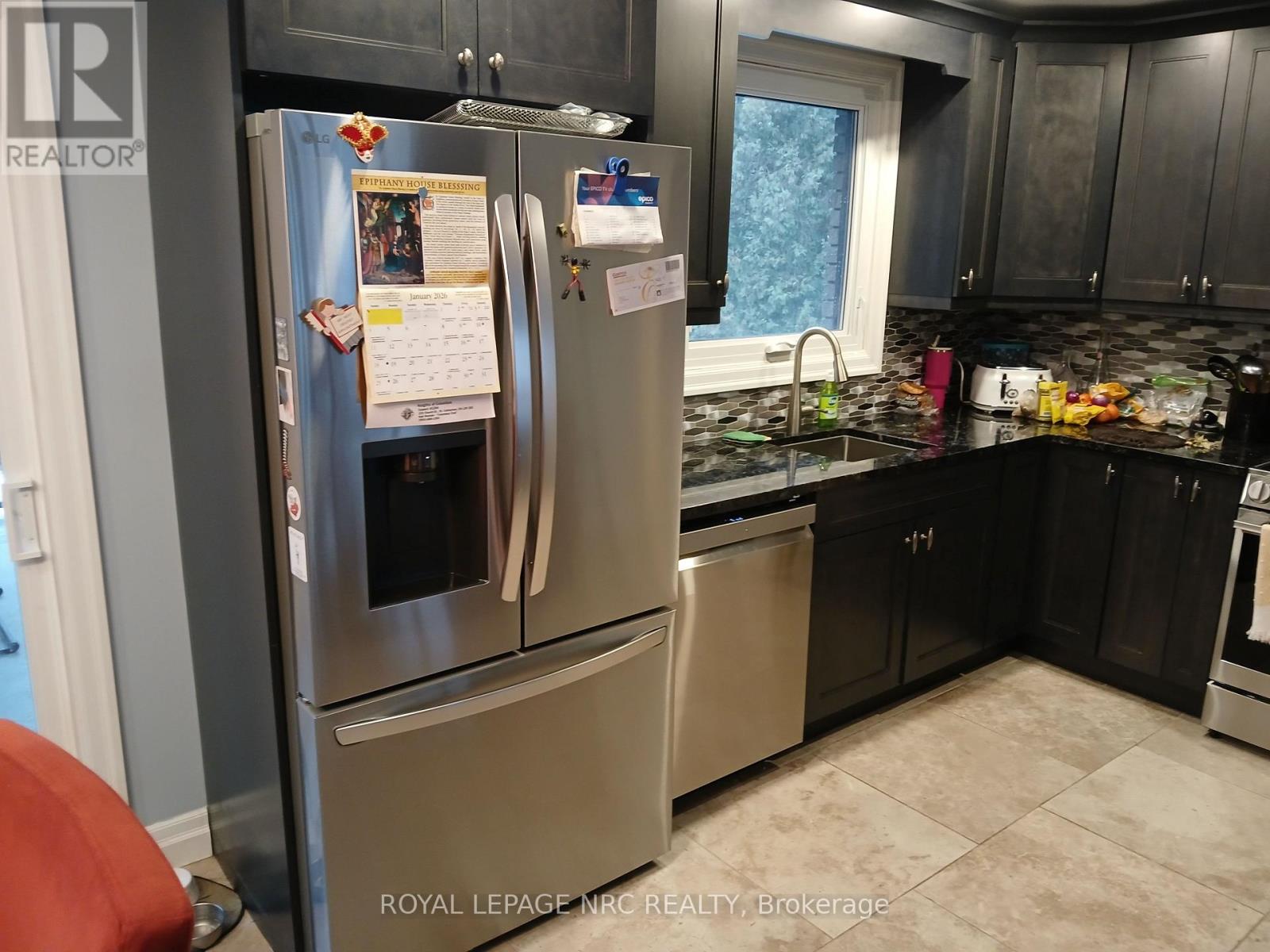 9 Cartier Drive, St. Catharines (Vine/linwell), Ontario  L2M 2E5 - Photo 34 - X12713410