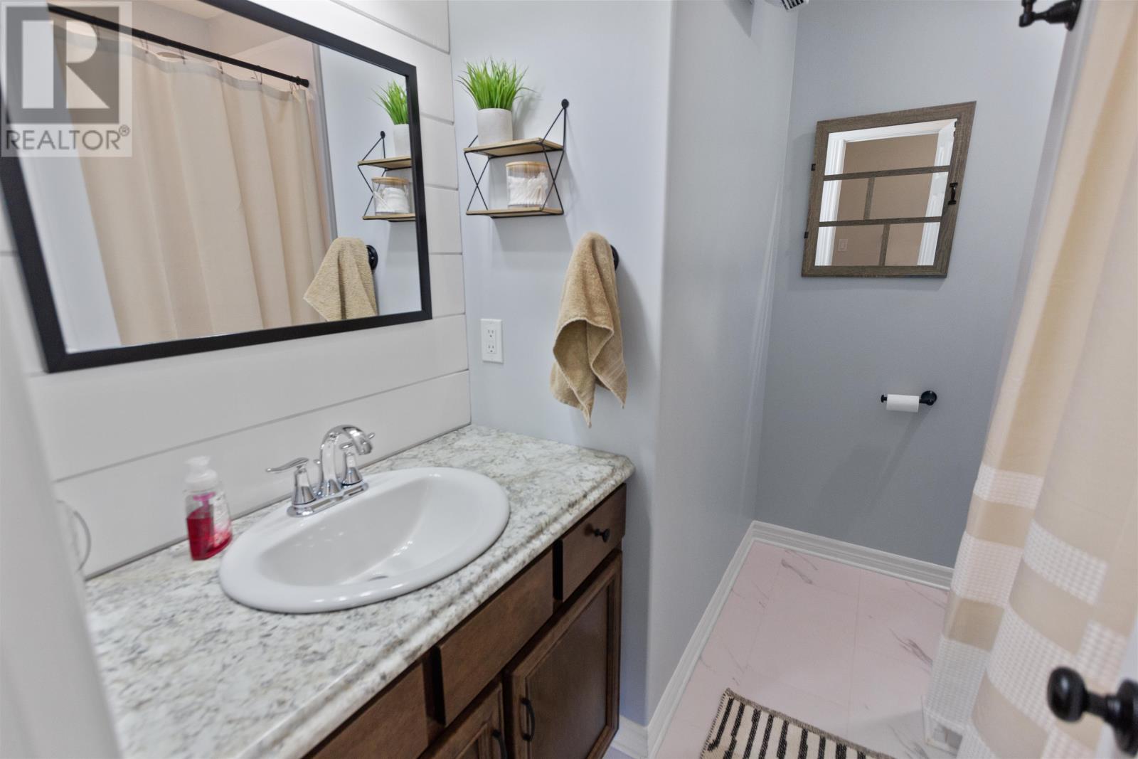 643 Junction Road, Hunter River, Prince Edward Island  C0A 1N0 - Photo 12 - 202601153