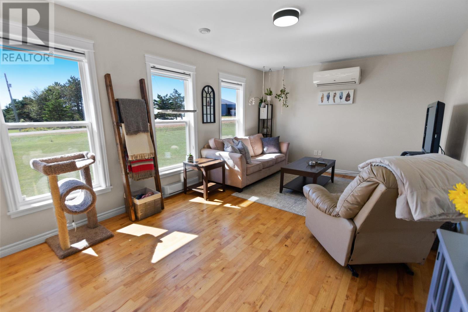 643 Junction Road, Hunter River, Prince Edward Island  C0A 1N0 - Photo 3 - 202601153