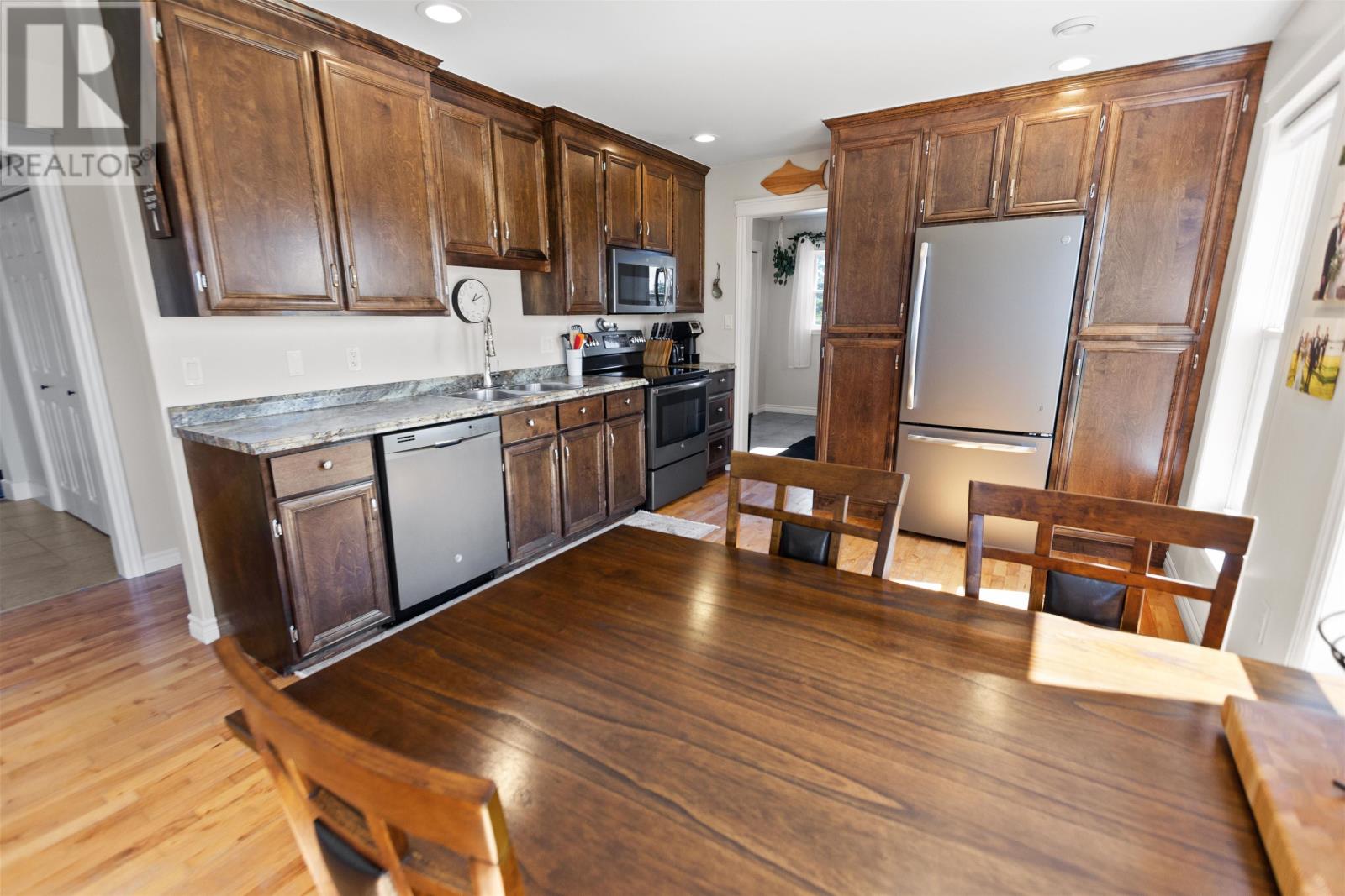 643 Junction Road, Hunter River, Prince Edward Island  C0A 1N0 - Photo 9 - 202601153