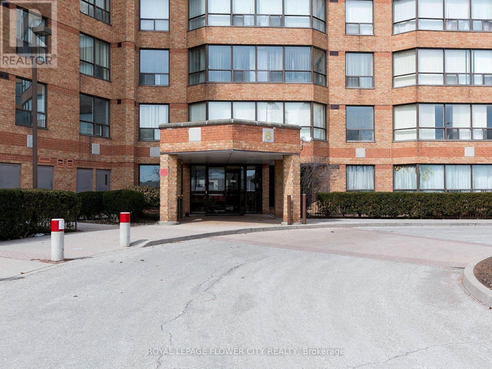 604 - 6 Humberline Drive, Toronto (West Humber-Clairville), Ontario  M9W 6X8 - Photo 2 - W12712106