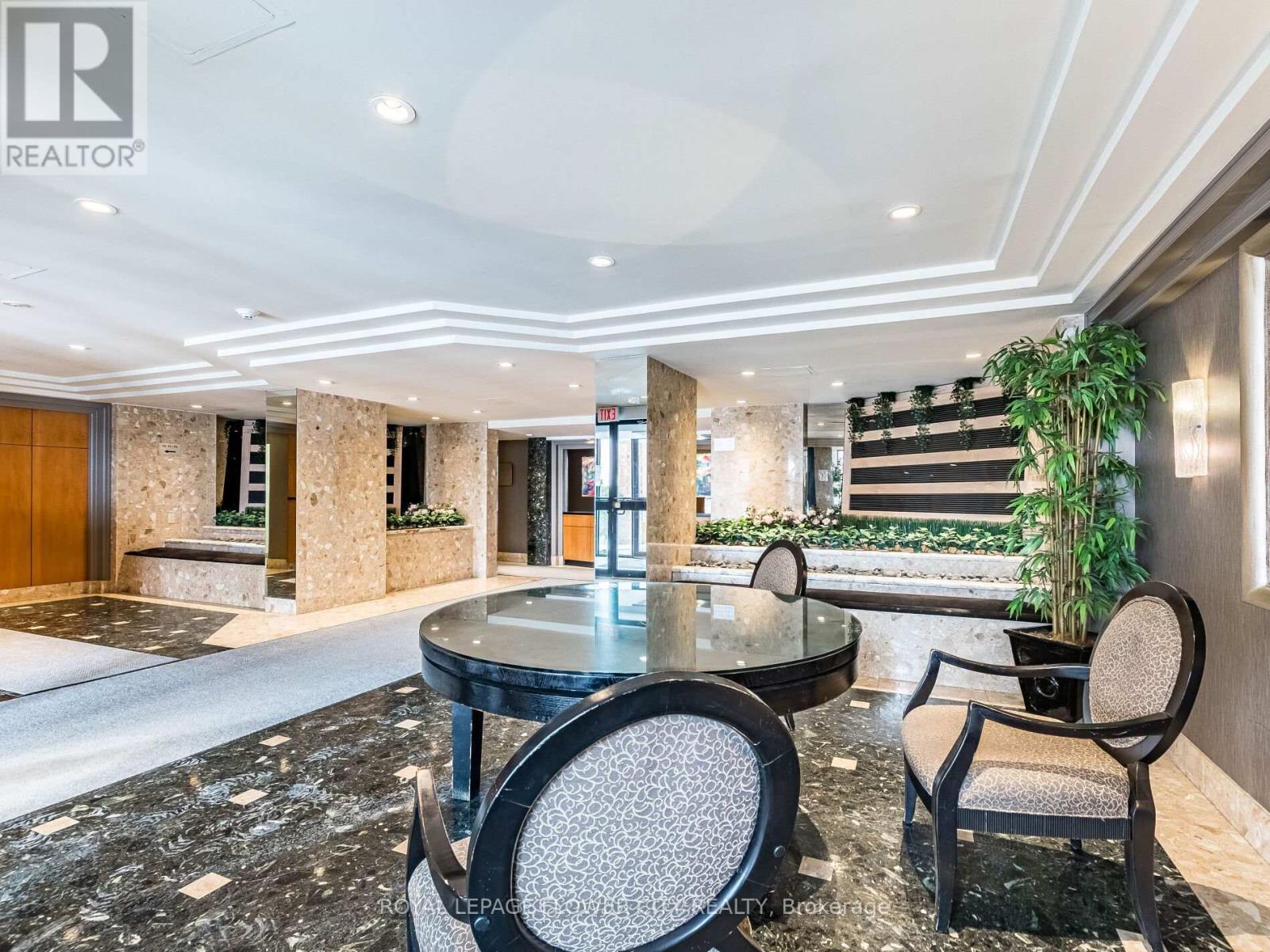 604 - 6 Humberline Drive, Toronto (West Humber-Clairville), Ontario  M9W 6X8 - Photo 6 - W12712106