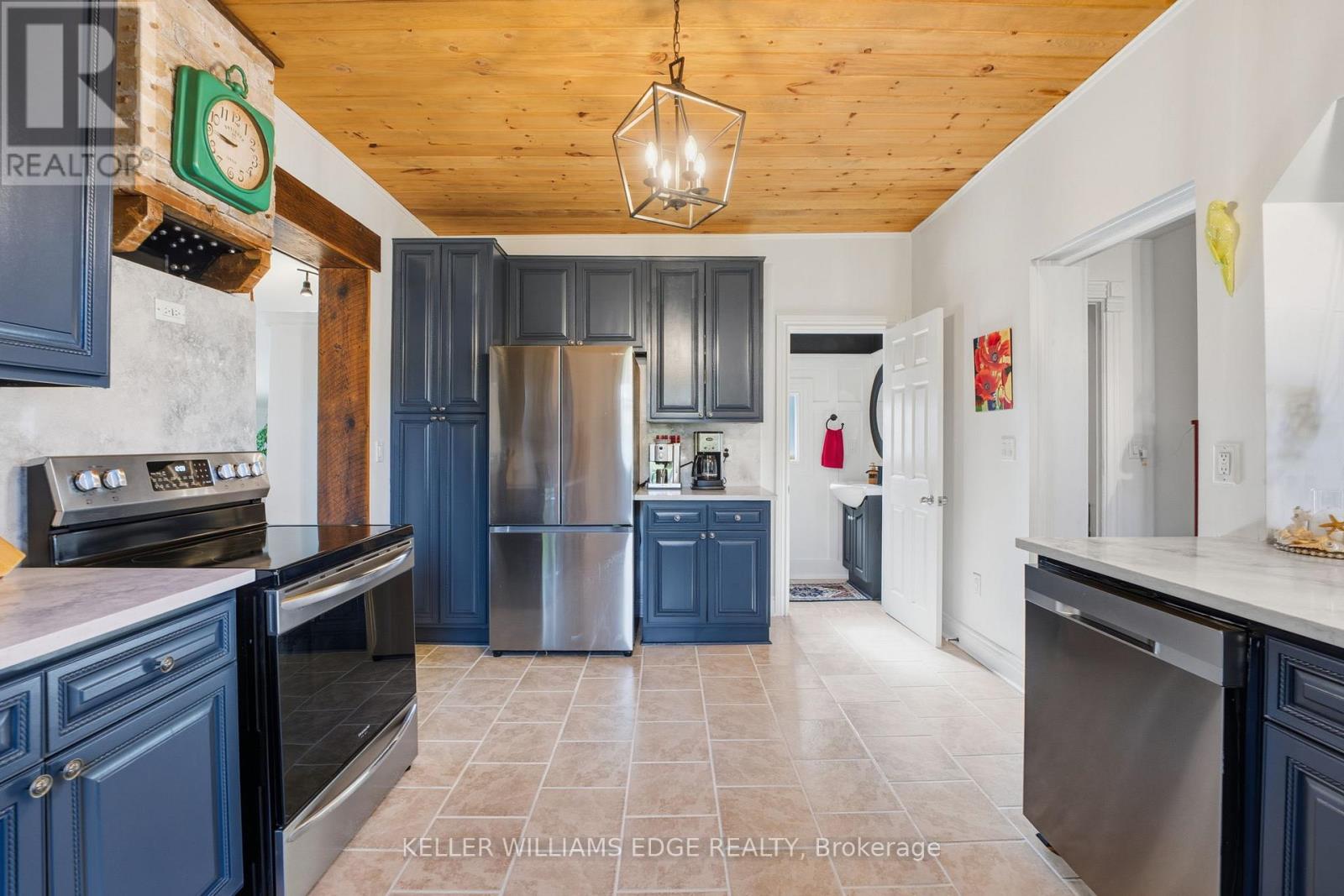 28 Mount Pleasant Street, Brantford, Ontario  N3T 1S6 - Photo 10 - X12473309