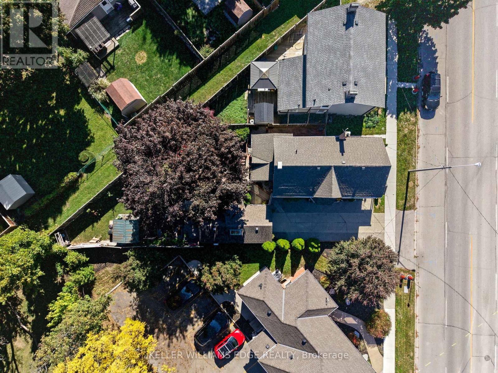 28 Mount Pleasant Street, Brantford, Ontario  N3T 1S6 - Photo 33 - X12473309