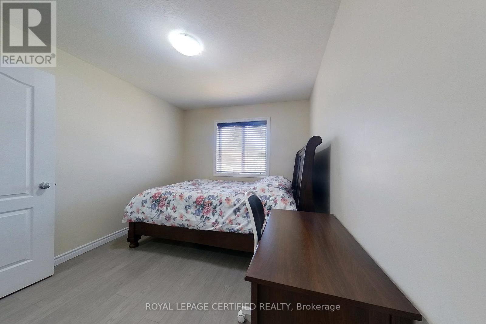 Upper - 43 Curzon Crescent, Guelph, Ontario  N1K 1Z7 - Photo 27 - X12697824