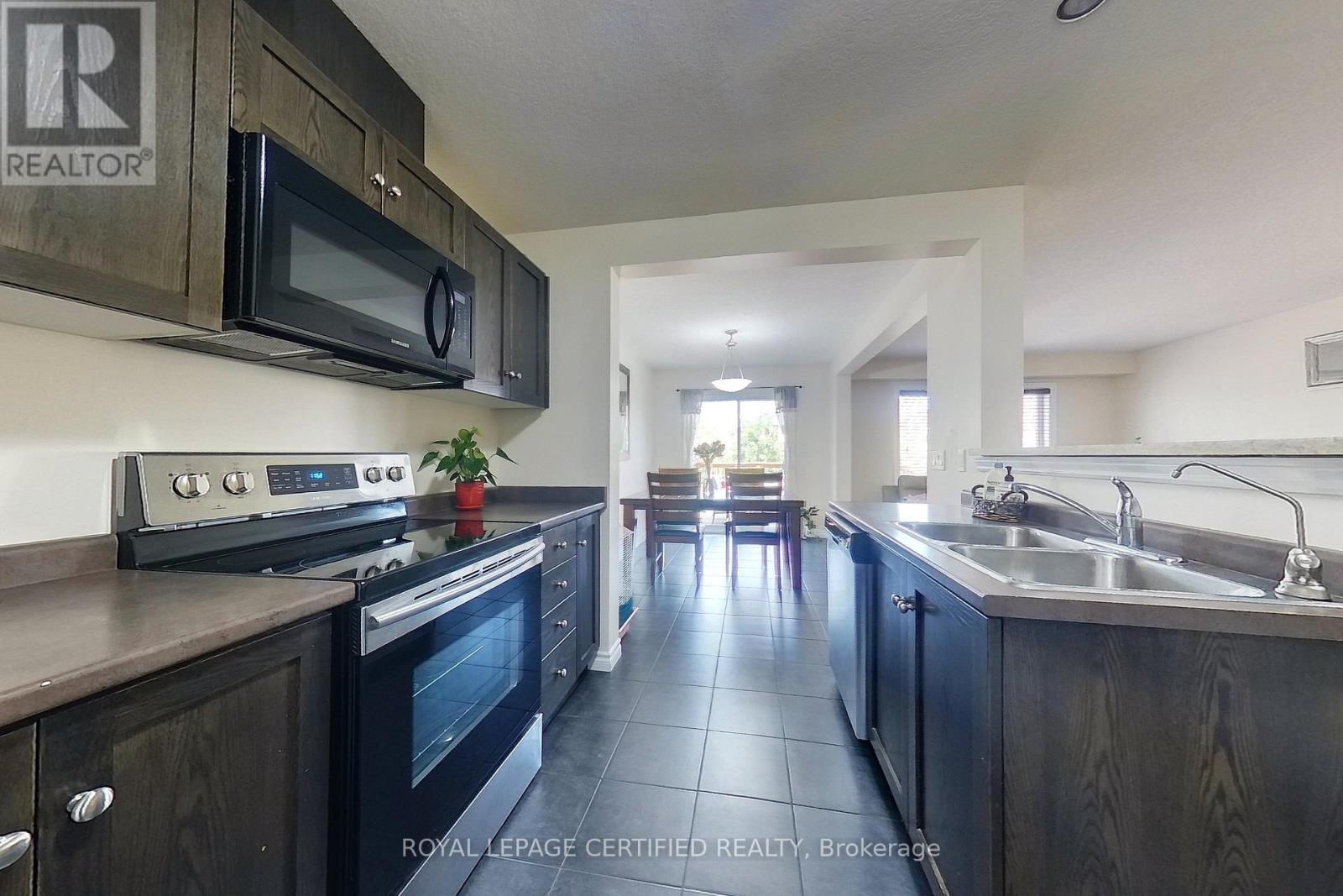 Upper - 43 Curzon Crescent, Guelph, Ontario  N1K 1Z7 - Photo 8 - X12697824