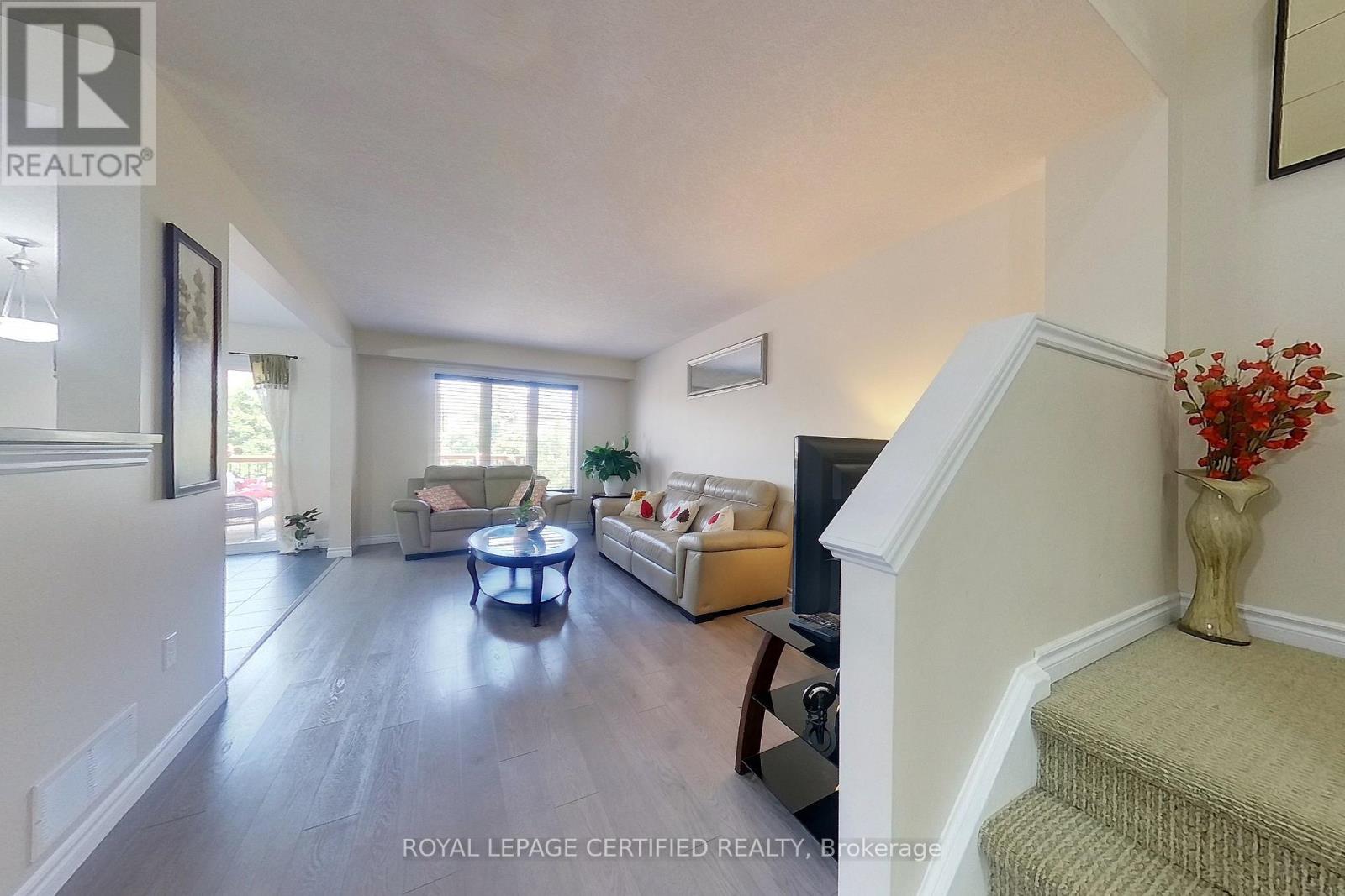 Upper - 43 Curzon Crescent, Guelph, Ontario  N1K 1Z7 - Photo 7 - X12697824