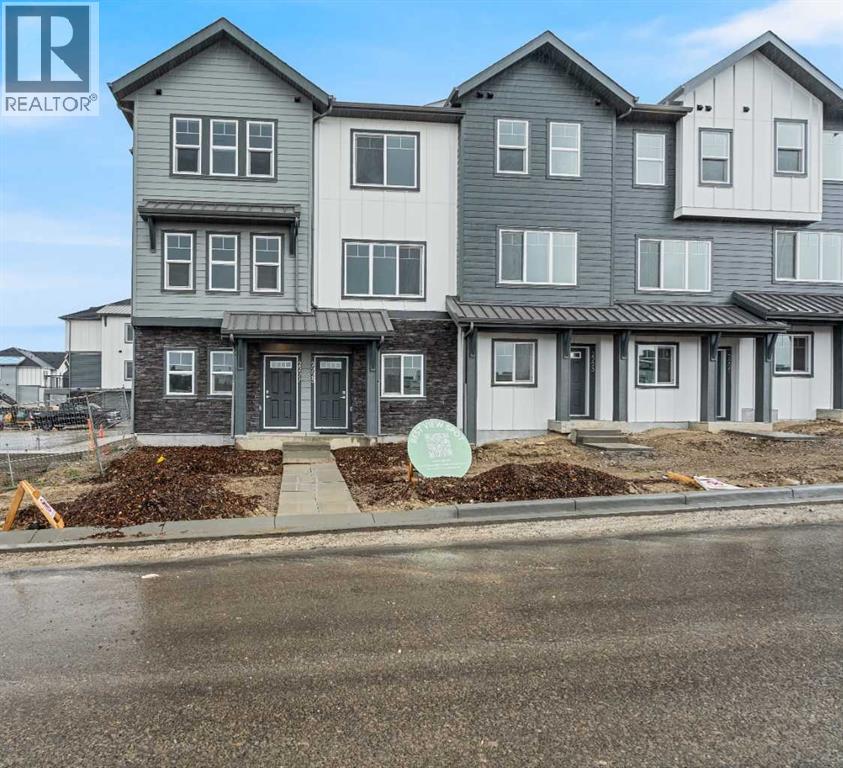 2223 81st Street Sw, Calgary, Alberta  T3H 3V8 - Photo 2 - A2280340