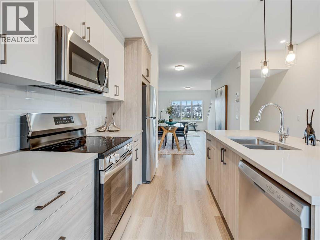 2223 81st Street Sw, Calgary, Alberta  T3H 3V8 - Photo 7 - A2280340