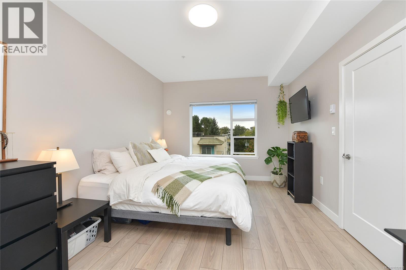 406 1020 Inverness Rd, Saanich, British Columbia V8X 0B1 - Photo 14 - 1022830