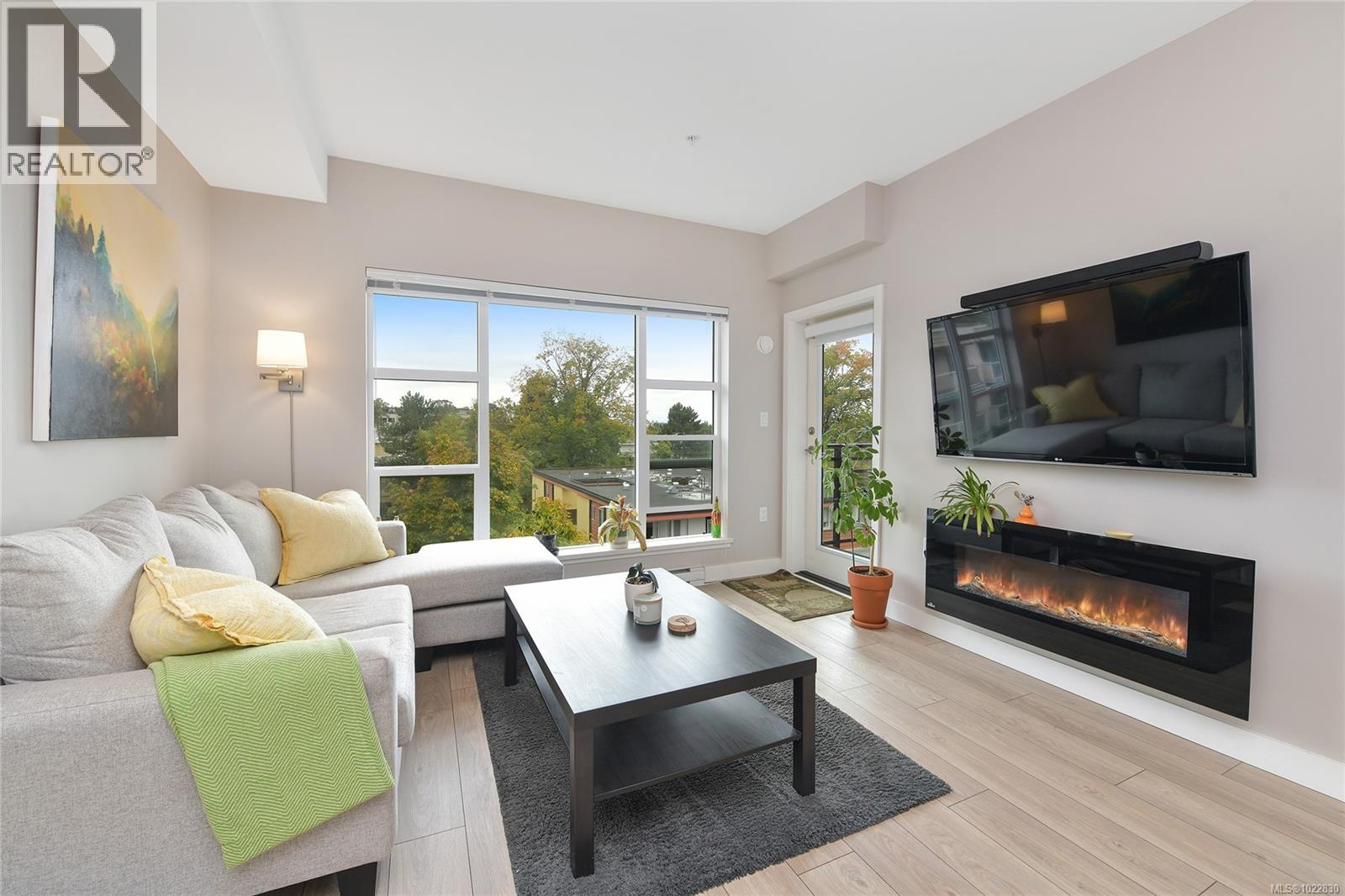 406 1020 Inverness Rd, Saanich, British Columbia V8X 0B1 - Photo 8 - 1022830