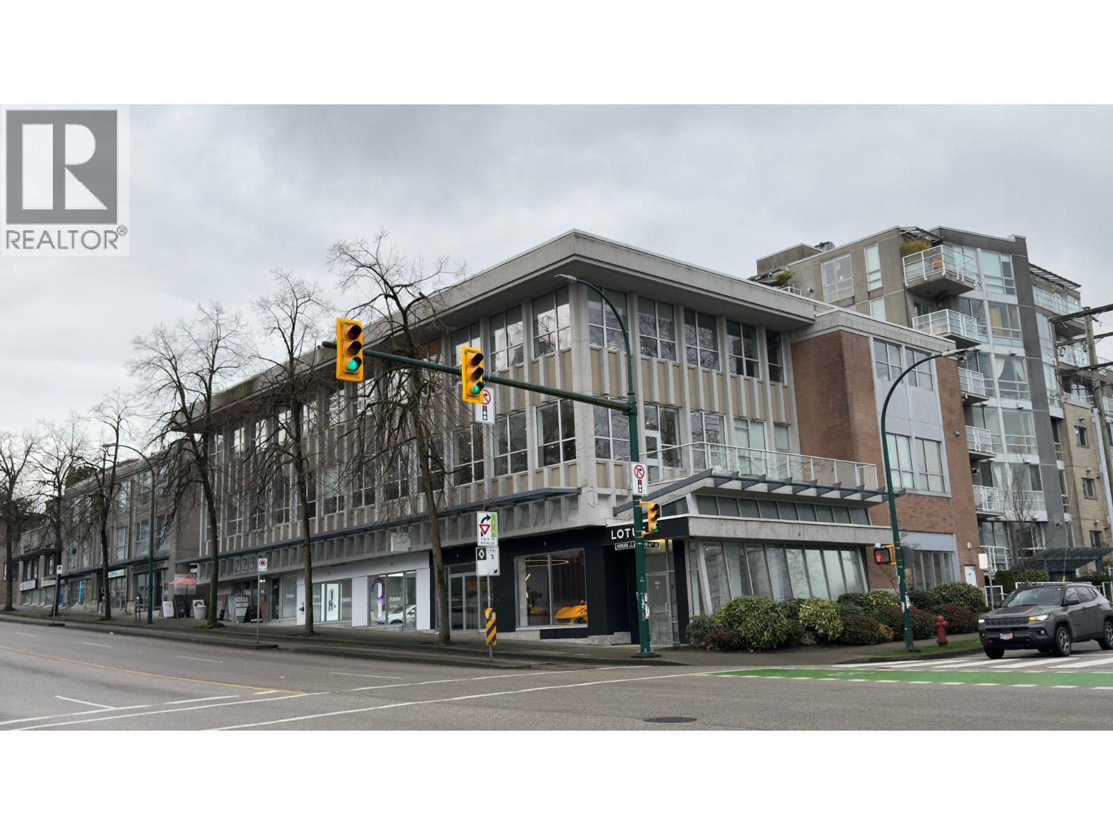 310 2233 Burrard Street, Vancouver, British Columbia  V6J 3H9 - Photo 2 - C8075274