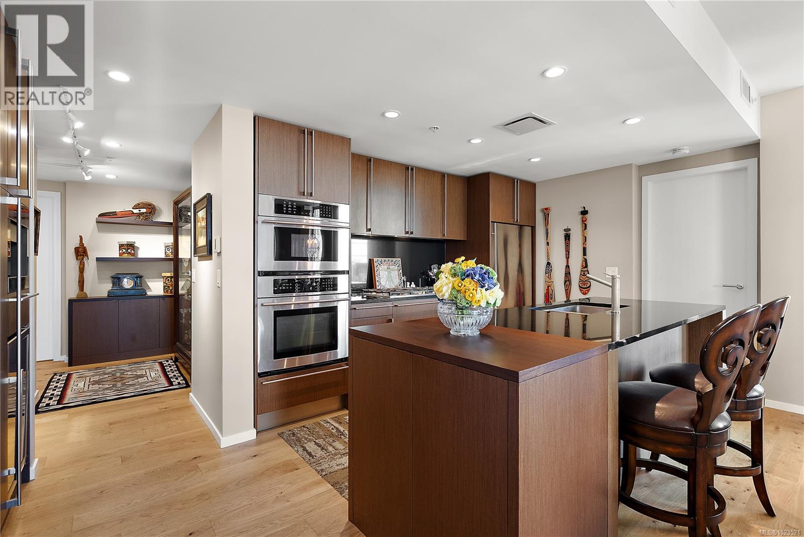 205 100 Saghalie Rd, Victoria, British Columbia  V9A 0A1 - Photo 14 - 1023521