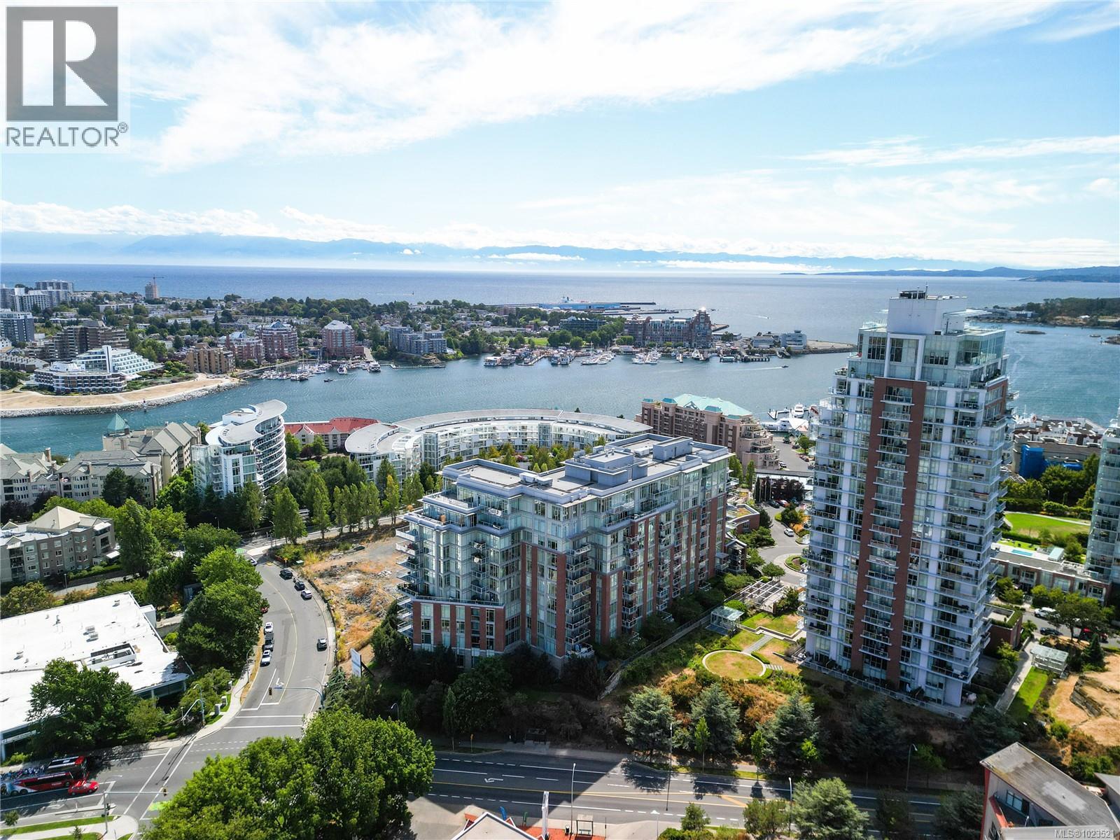 205 100 Saghalie Rd, Victoria, British Columbia  V9A 0A1 - Photo 3 - 1023521