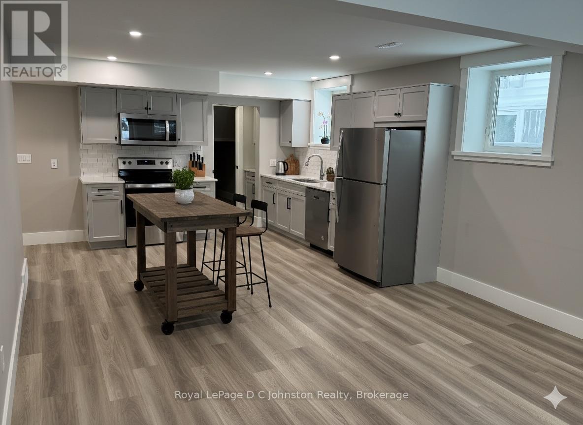 2 - 242 South Rankin Street, Saugeen Shores, Ontario  N0H 2L0 - Photo 5 - X12646074