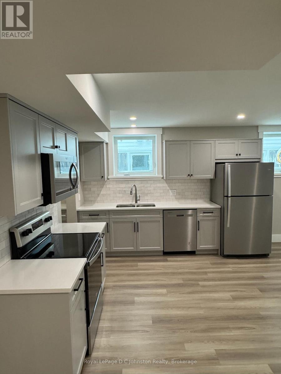 2 - 242 South Rankin Street, Saugeen Shores, Ontario  N0H 2L0 - Photo 3 - X12646074