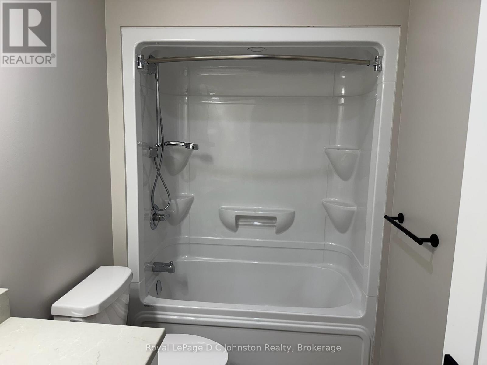 2 - 242 South Rankin Street, Saugeen Shores, Ontario  N0H 2L0 - Photo 8 - X12646074