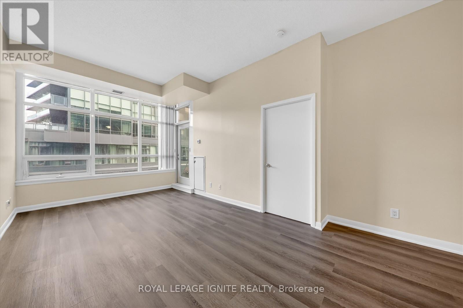 709 - 15 Bruyeres Mews, Toronto, Ontario  M5V 0A7 - Photo 13 - C12713300