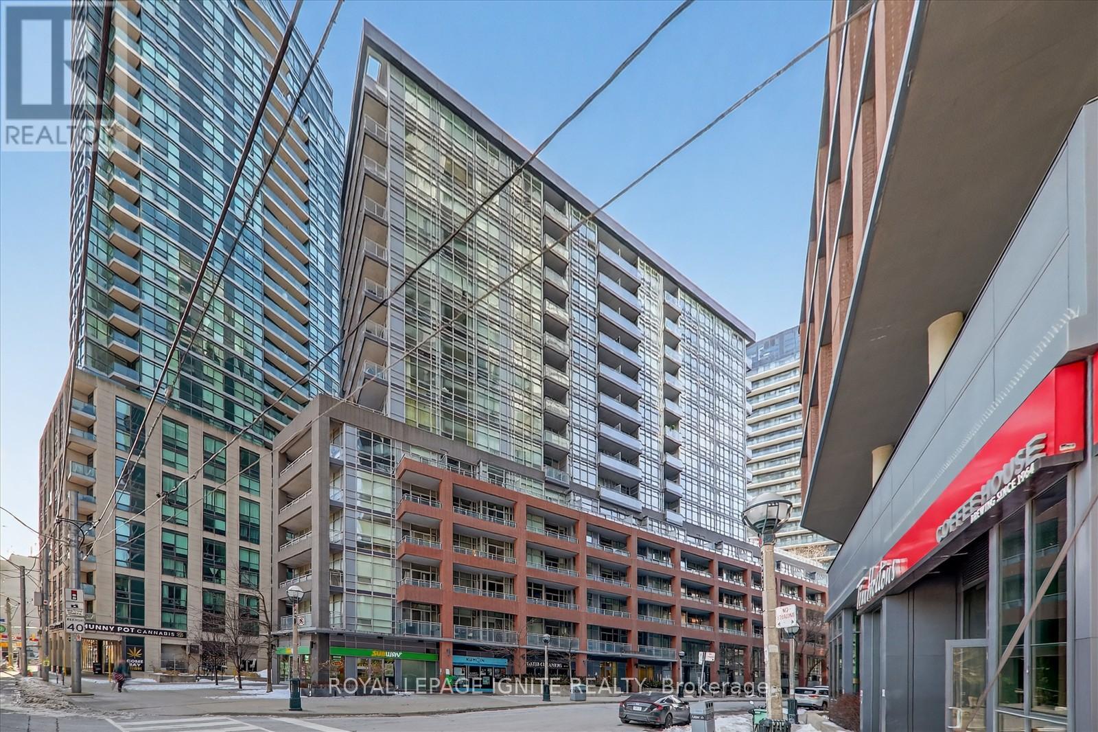 709 - 15 Bruyeres Mews, Toronto, Ontario  M5V 0A7 - Photo 2 - C12713300