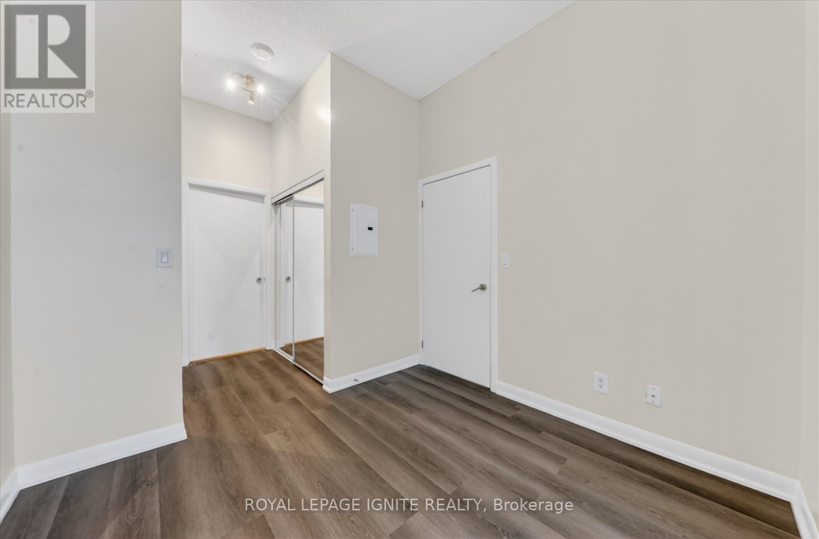 709 - 15 Bruyeres Mews, Toronto, Ontario  M5V 0A7 - Photo 20 - C12713300