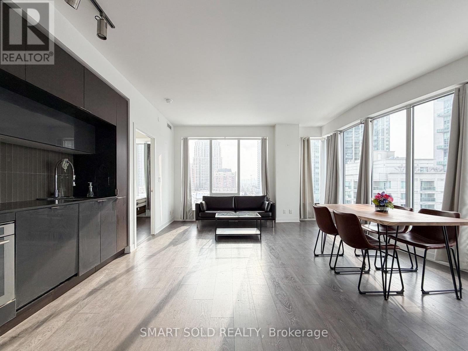 708 - 28 Avondale Avenue, Toronto, Ontario  M2N 2T9 - Photo 4 - C12713346