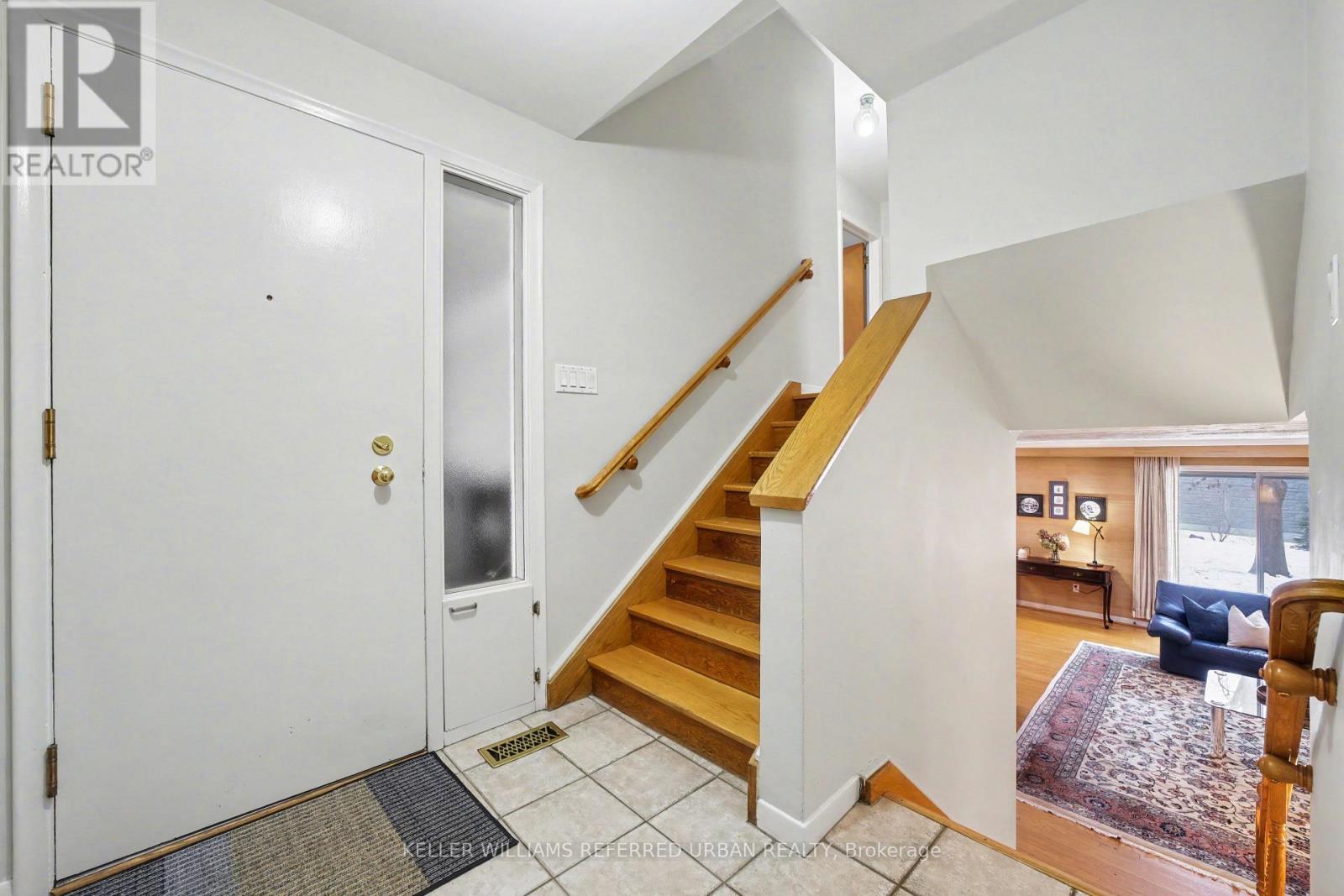 194 Woodsworth Road, Toronto, Ontario  M2L 2T1 - Photo 16 - C12713366