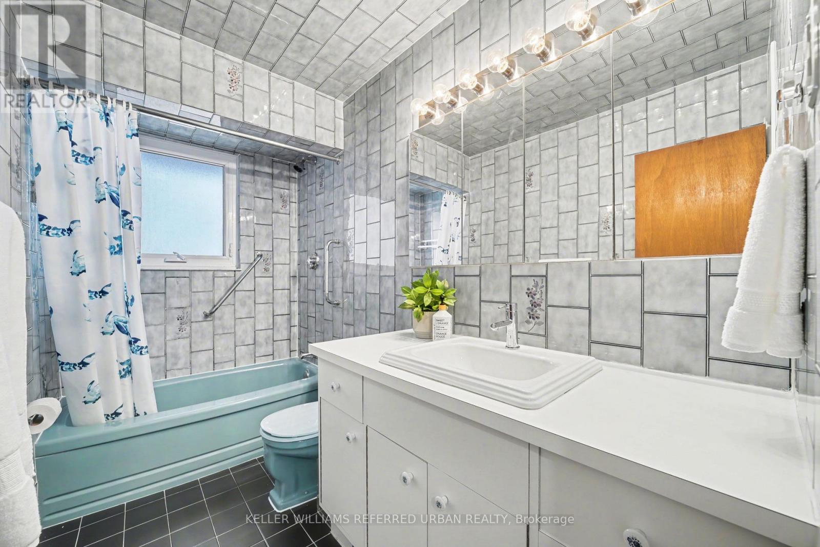 194 Woodsworth Road, Toronto, Ontario  M2L 2T1 - Photo 20 - C12713366