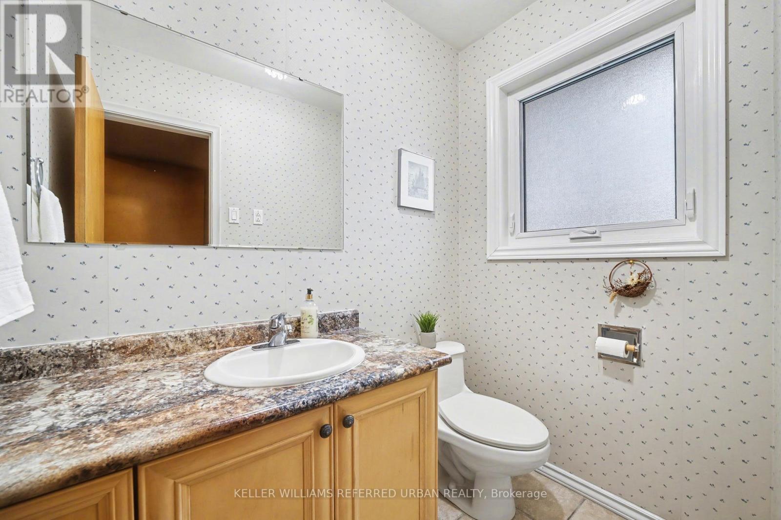 194 Woodsworth Road, Toronto, Ontario  M2L 2T1 - Photo 24 - C12713366