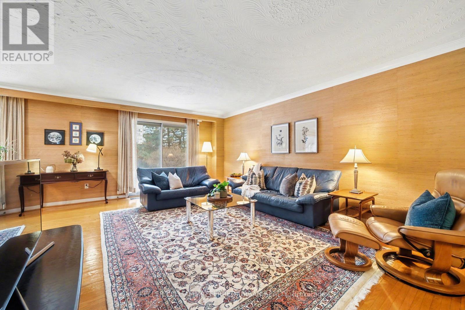 194 Woodsworth Road, Toronto, Ontario  M2L 2T1 - Photo 7 - C12713366