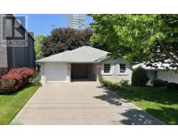 194 WOODSWORTH ROAD, Toronto, Ontario