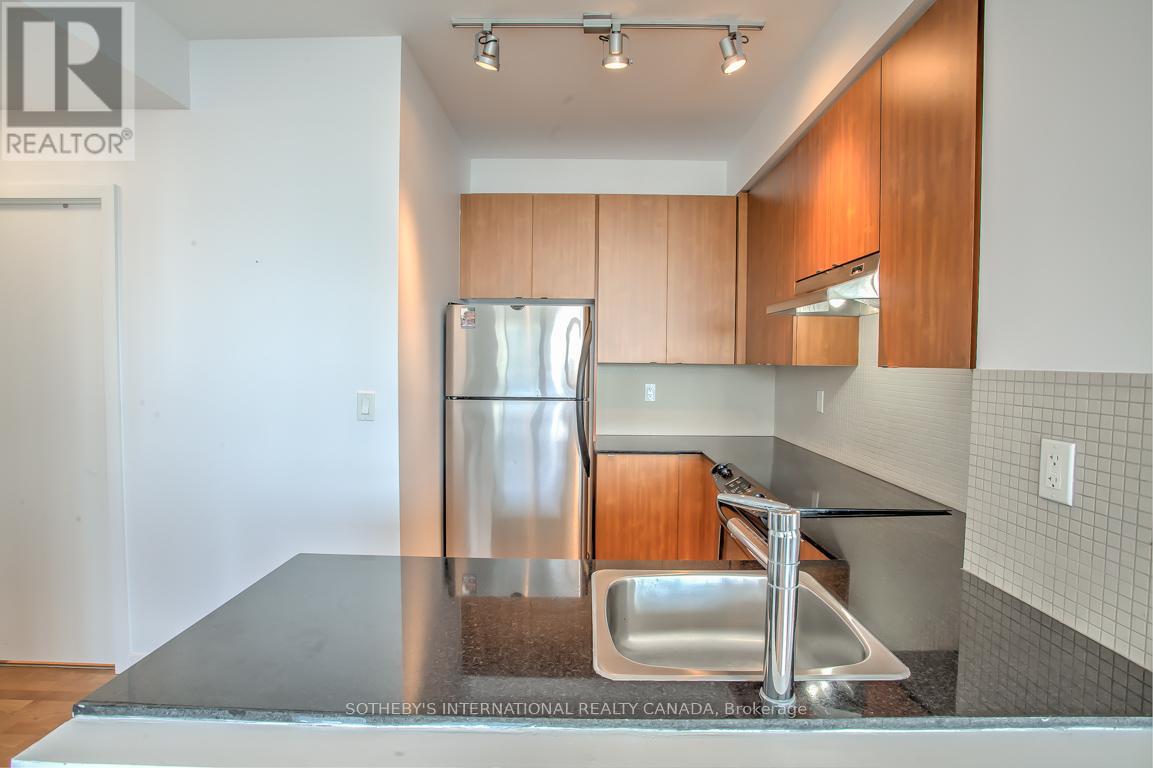 1908 - 33 Lombard Street, Toronto, Ontario  M5C 3H8 - Photo 14 - C12713390