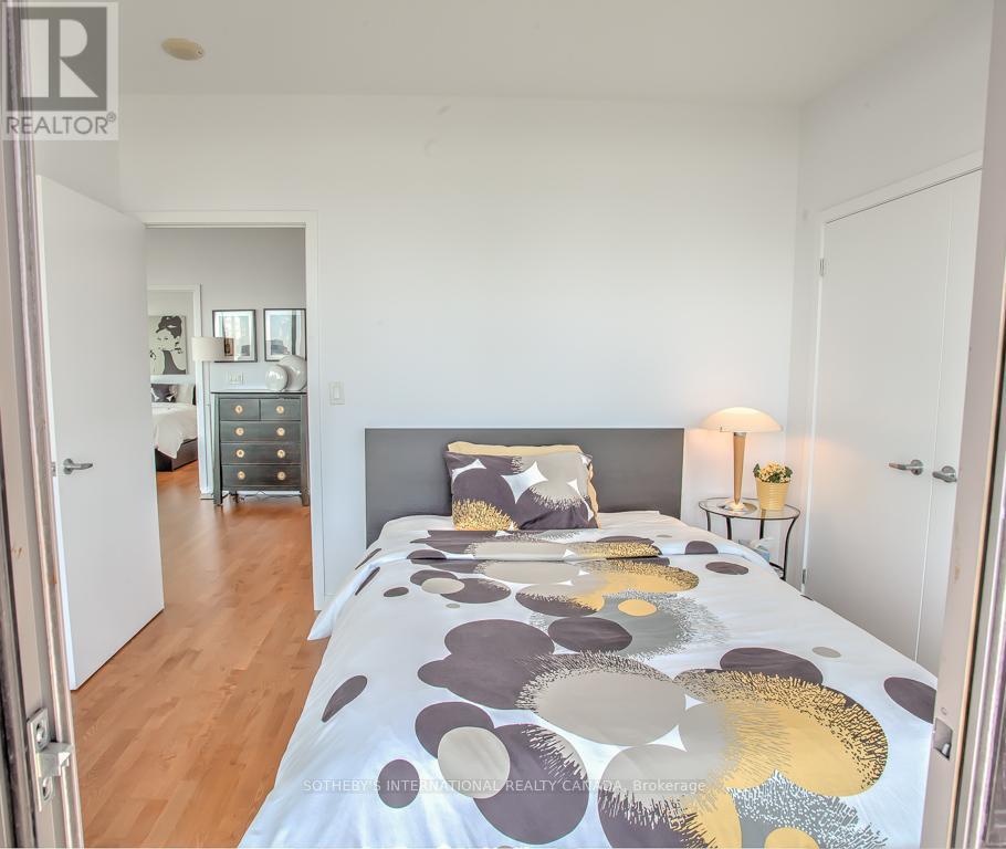 1908 - 33 Lombard Street, Toronto, Ontario  M5C 3H8 - Photo 21 - C12713390