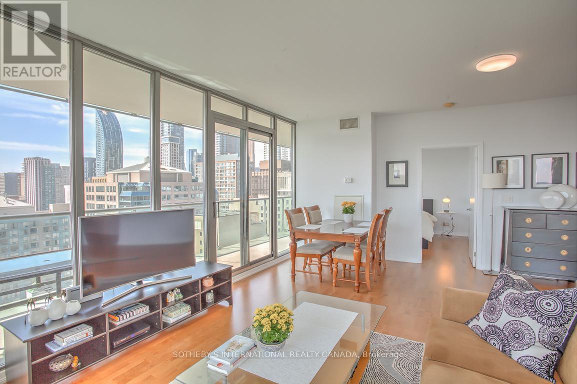 1908 - 33 Lombard Street, Toronto, Ontario  M5C 3H8 - Photo 6 - C12713390