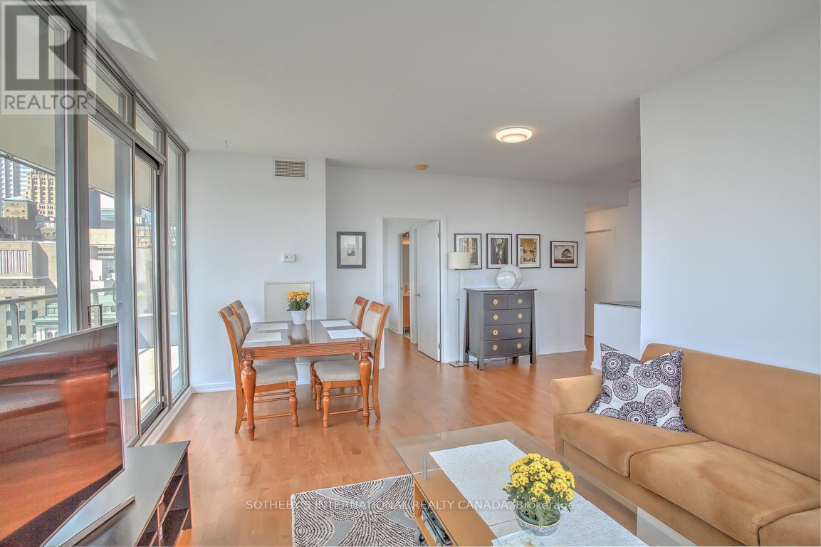 1908 - 33 Lombard Street, Toronto, Ontario  M5C 3H8 - Photo 7 - C12713390