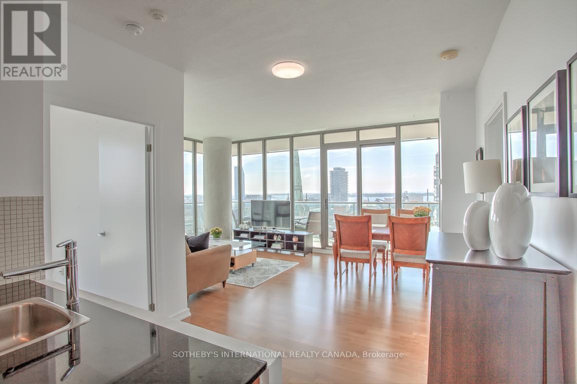 1908 - 33 Lombard Street, Toronto, Ontario  M5C 3H8 - Photo 9 - C12713390