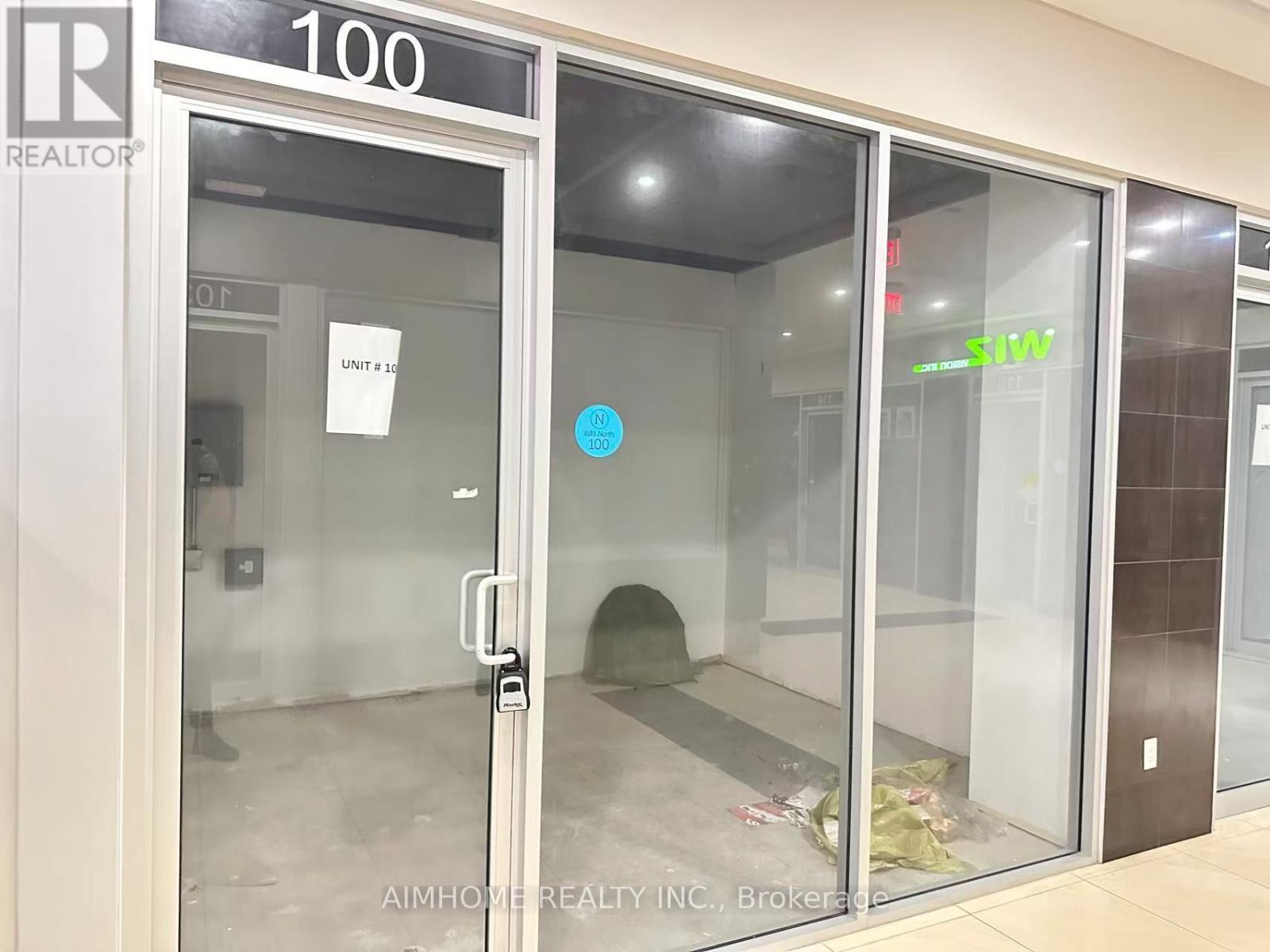 100 - 384 YONGE STREET, Toronto, Ontario