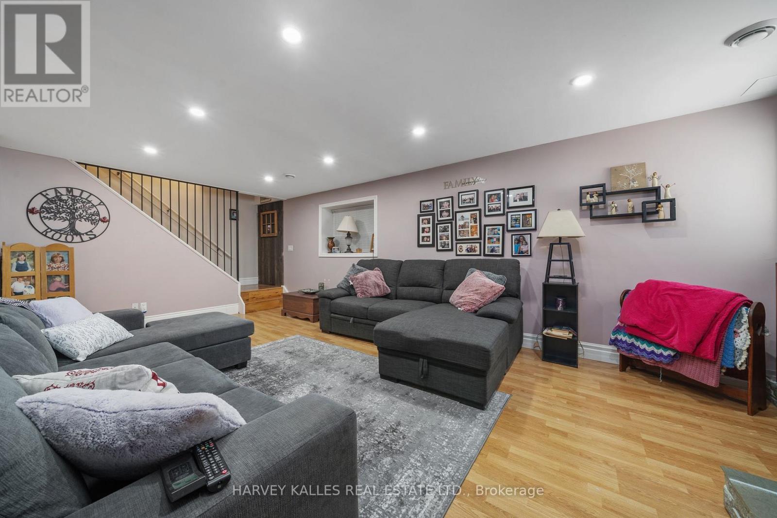 46 Barker Street, Prince Edward County, Ontario  K0K 2T0 - Photo 24 - X12281326