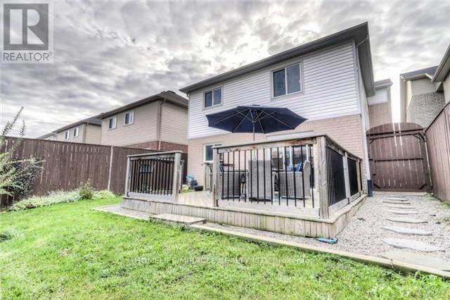 584 Falconridge Drive, Oshawa, Ontario  L1K 0B9 - Photo 12 - E12713342