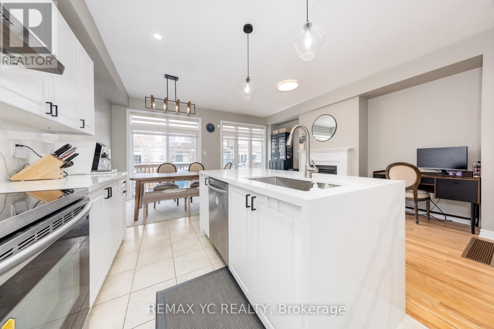 58 Sandwell Street, Vaughan, Ontario  L4H 4S4 - Photo 12 - N12713288