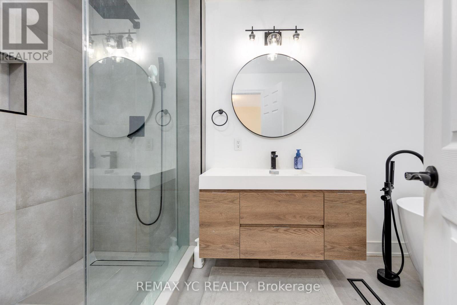 58 Sandwell Street, Vaughan, Ontario  L4H 4S4 - Photo 23 - N12713288