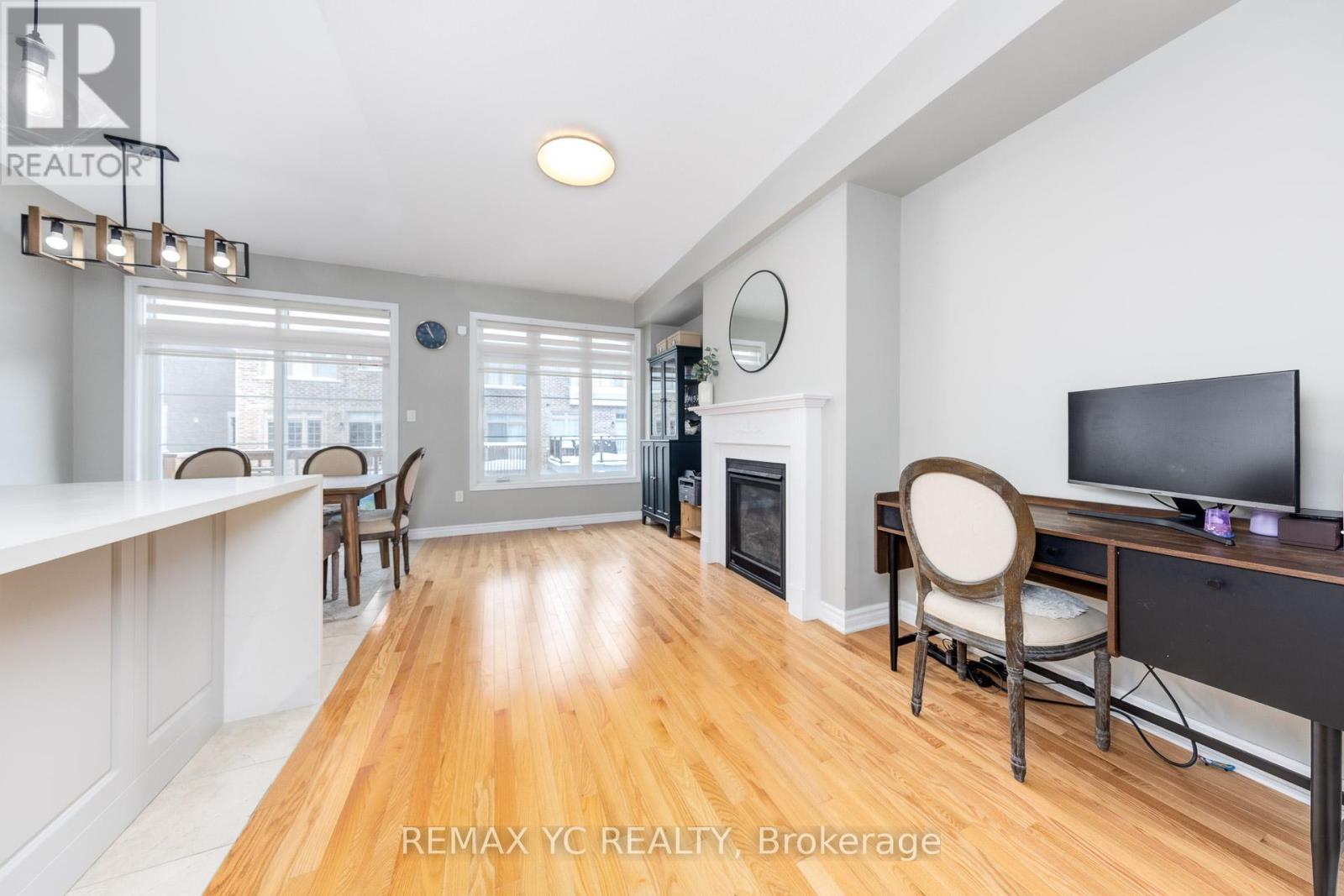 58 Sandwell Street, Vaughan, Ontario  L4H 4S4 - Photo 7 - N12713288