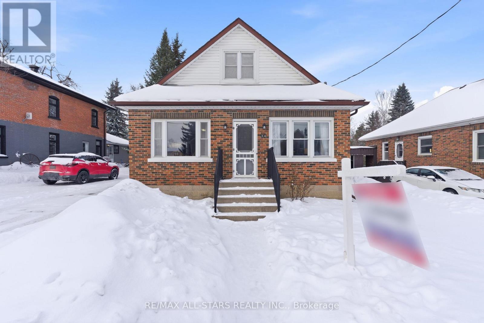 34 River Street, Brock, Ontario  L0C 1H0 - Photo 2 - N12713414