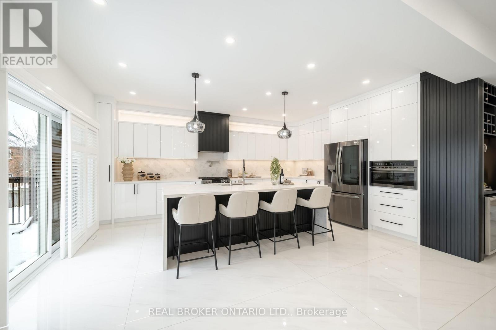 33 Carnoustie Crescent, Richmond Hill, Ontario  L4E 0A2 - Photo 11 - N12713514