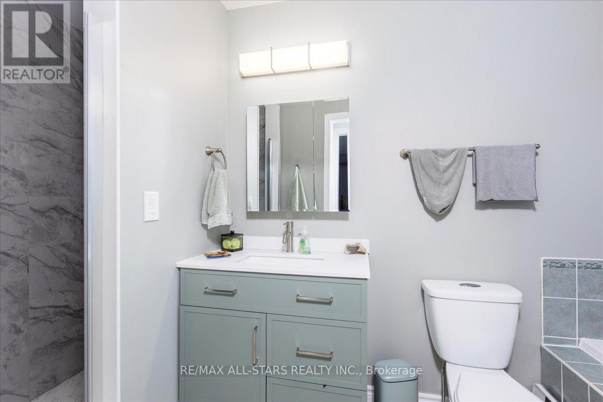 56 Ian Drive, Georgina, Ontario  L4P 4G9 - Photo 24 - N12713528