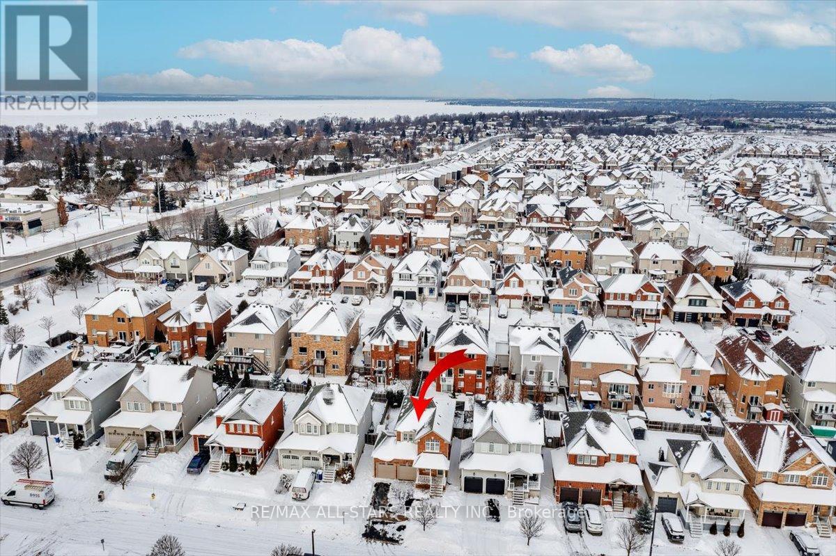 56 Ian Drive, Georgina, Ontario  L4P 4G9 - Photo 44 - N12713528