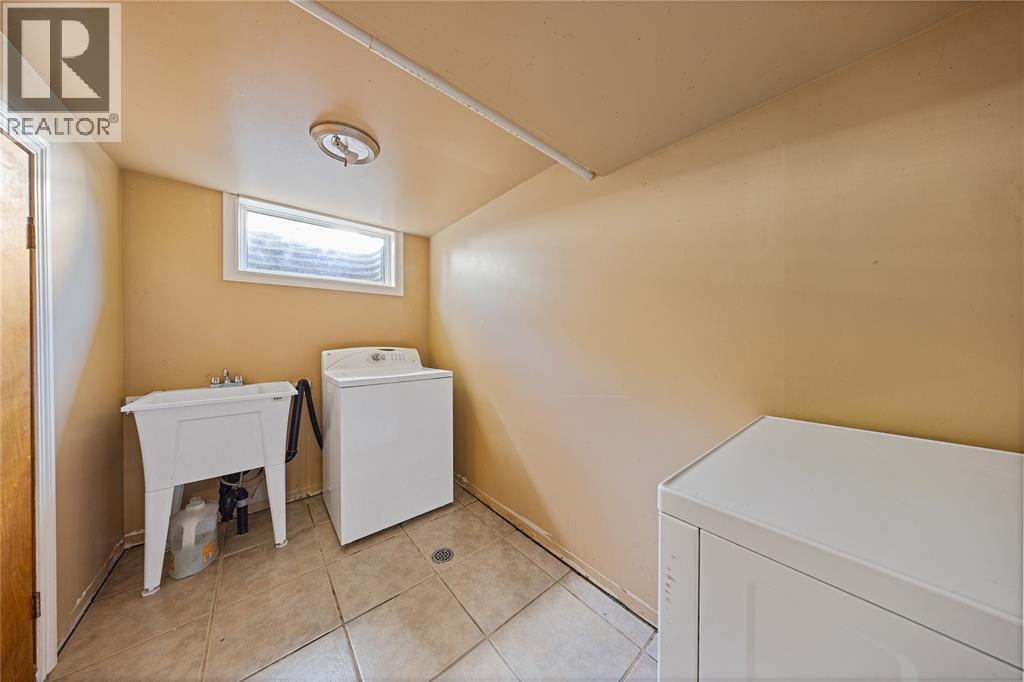 1345 Wiltshire Drive, Sarnia, Ontario  N7S 4P3 - Photo 21 - 26001517