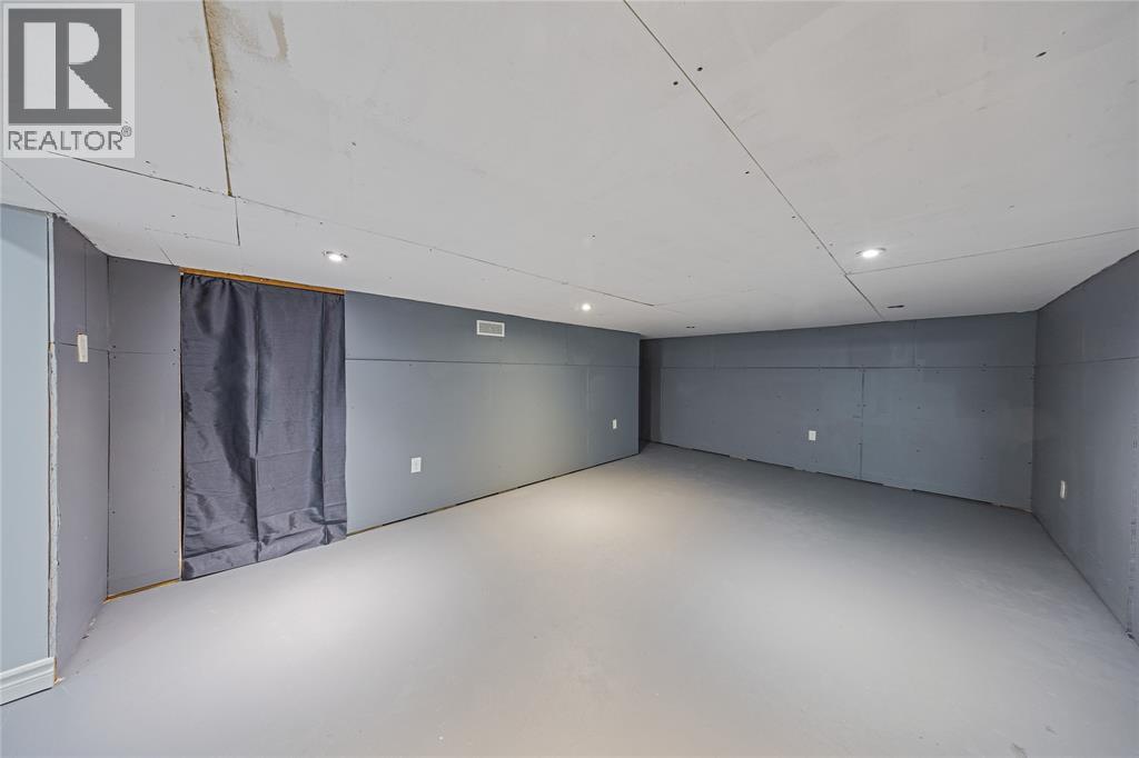 1345 Wiltshire Drive, Sarnia, Ontario  N7S 4P3 - Photo 24 - 26001517