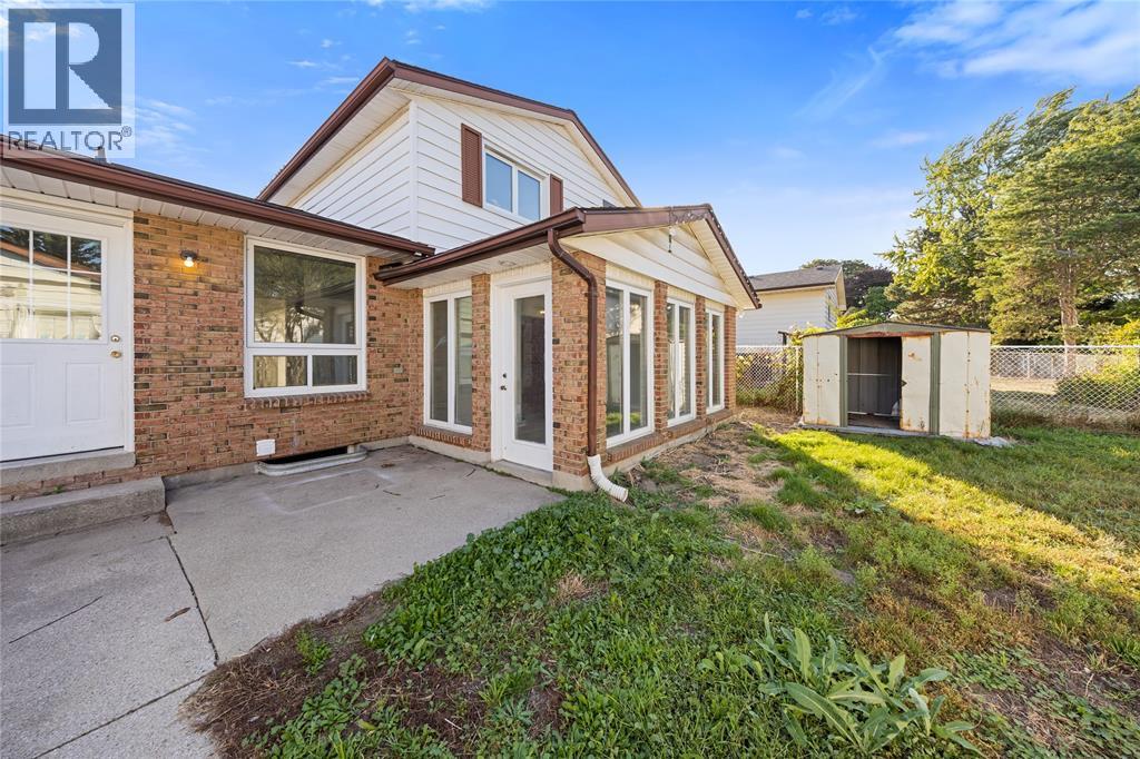 1345 Wiltshire Drive, Sarnia, Ontario  N7S 4P3 - Photo 27 - 26001517