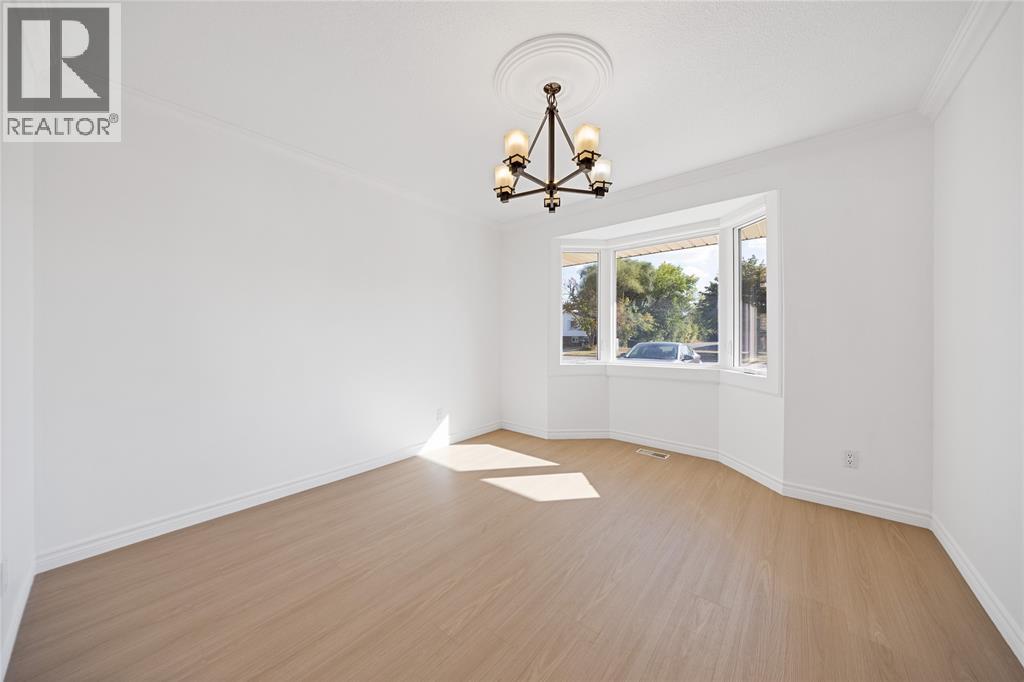 1345 Wiltshire Drive, Sarnia, Ontario  N7S 4P3 - Photo 5 - 26001517