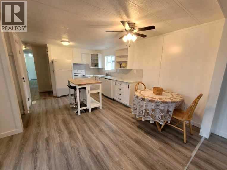 Unit 27, 4402 48 Avenue, Sylvan Lake, Alberta  T4S 1N7 - Photo 4 - A2275935